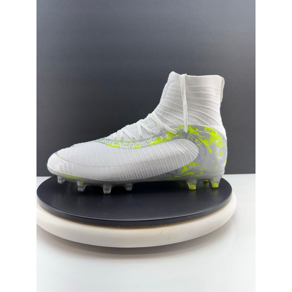 Under Armour Highlight Lax MC Mens Sz‎ 10 Green Camo Lacrosse Cleats 3028659-100